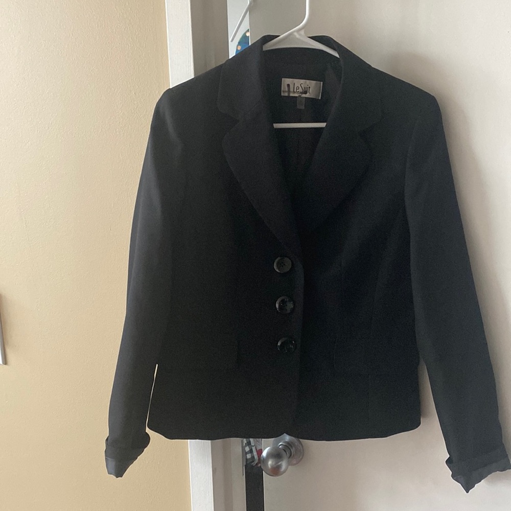 Le suit black sizer